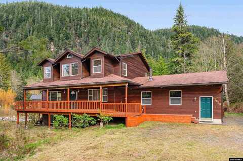 17850 Pt. Stephens Spur Rd, Juneau, AK 99801
