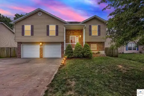 1512 Stoneybrooke, Warrensburg, MO 64093
