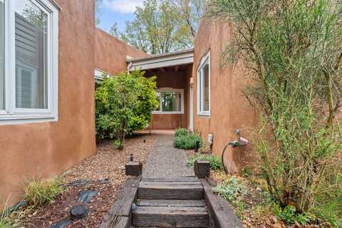 701 E Alameda Street, Santa Fe, NM 87501