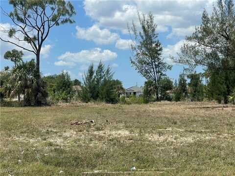 3802 NE 17th Avenue, Cape Coral, FL 33909