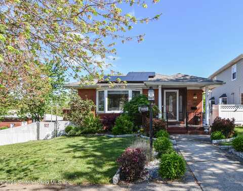183 Benedict Avenue, Staten Island, NY 10314