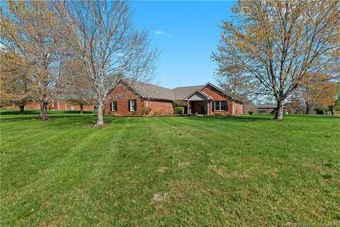 3886 Highland Lake Drive, Georgetown, IN 47122