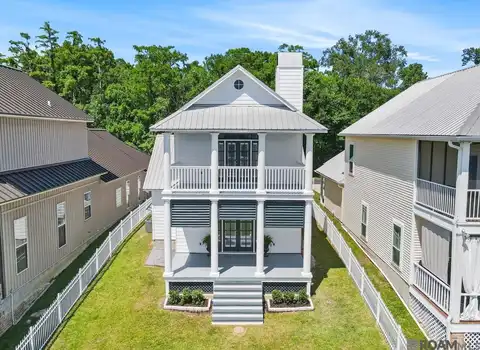 12269 Home Port Dr, Maurepas, LA 70449