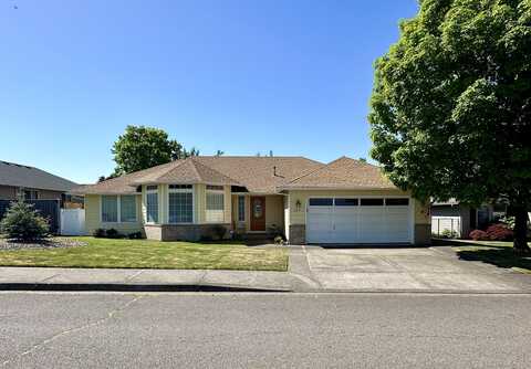 3512 Blue Blossom Drive, Medford, OR 97504