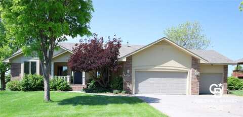 2201 Grandview Drive E, Garden City, KS 67846