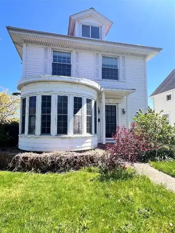 2901 ELMWOOD Avenue, Erie, PA 16508
