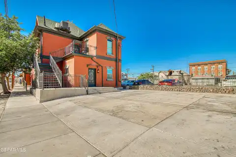 702 MYRTLE Avenue unit: 2-B, El Paso, TX 79901