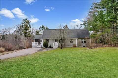 41 Indian Cedar Drive, Charlestown, RI 02813