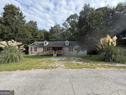 714 Yates, Bowdon, GA 30108