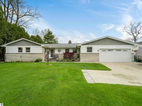 9311 Whipple Shores Drive, Clarkston, MI 48348