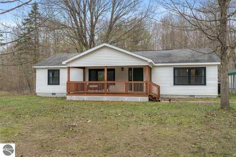 11420 Muskie Way, Ellsworth, MI 49729