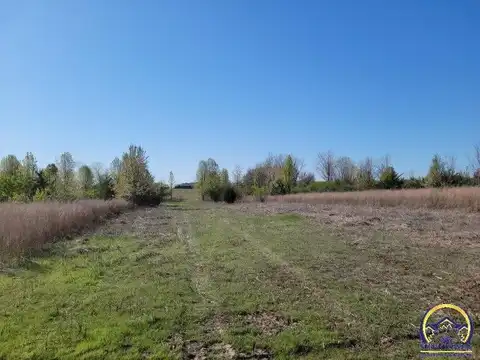 SW Lincolnshire CIR, Topeka, KS 66610