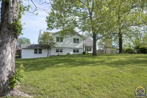 530 NE 35th ST, Topeka, KS 66617