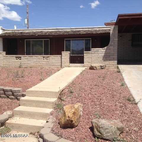 2661 S Enchanted Hills Drive, Tucson, AZ 85713