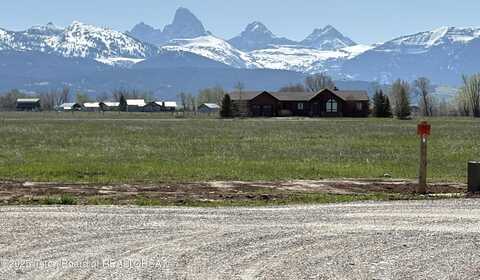 5144 N 565 E, Tetonia, ID 83452