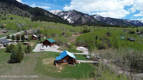 51 CHEYENNE Circle, Star Valley Ranch, WY 83127