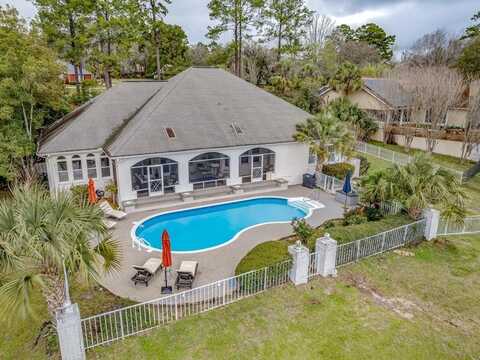 909 Summerbrooke Drive, Tallahassee, FL 32312