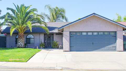 3694 W Robinson Avenue, Fresno, CA 93722