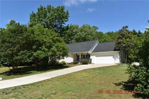 110 Church View Drive, Greensboro, NC 27455