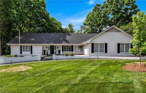 2200 Forest Drive, Winston Salem, NC 27104