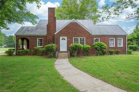 104 N Madison Street, Yadkinville, NC 27055