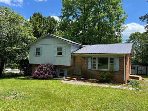 118 Laurel Drive, Mount Airy, NC 27030
