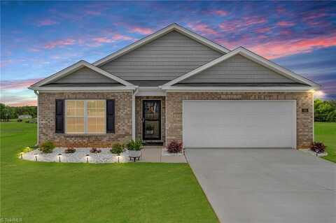 183 Alamos Avenue, Lexington, NC 27295