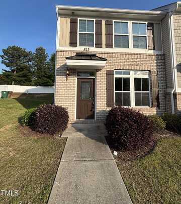 523 Berry Chase Way, Cary, NC 27519