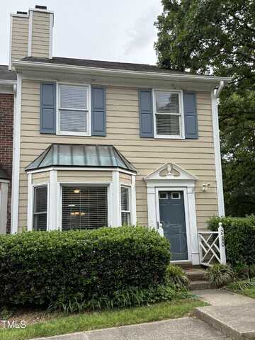 210 Standish Dr Drive, Chapel Hill, NC 27517
