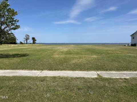 139 Colington Circle, Aydlett, NC 27916