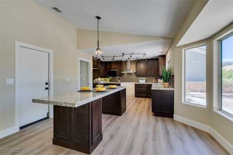 9800 Rosamond Drive, Las Vegas, NV 89134