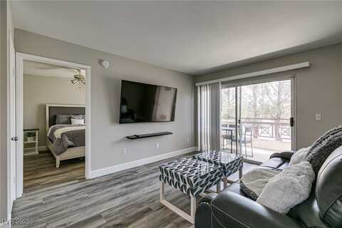 8070 Russell Road, Las Vegas, NV 89113