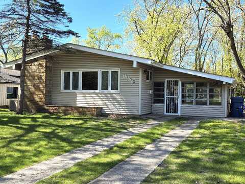 7800 Juniper Avenue, Gary, IN 46403
