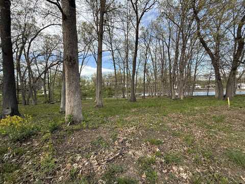 733 Druim Trail, Crown Point, IN 46307