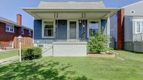 1445 Parkview Avenue, Whiting, IN 46394
