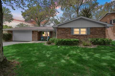 3805 Hemlock Drive, Valparaiso, IN 46383