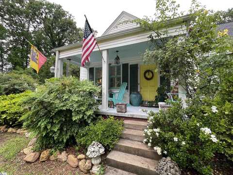 105 Willard Road, Clinton, SC 29325