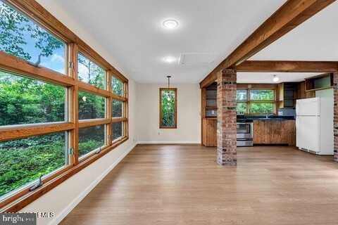 305 NAUTILUS BOULEVARD, FORKED RIVER, NJ 08731