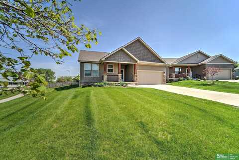 15801 Jardine Circle, Bennington, NE 68007