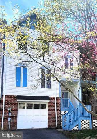 655 KNIGHTSBRIDGE DRIVE, HAGERSTOWN, MD 21740