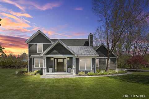 728 Wilderness Ridge, Douglas, MI 49406