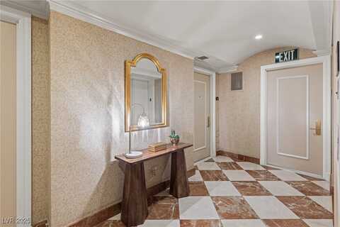 2877 Paradise Road, Las Vegas, NV 89109