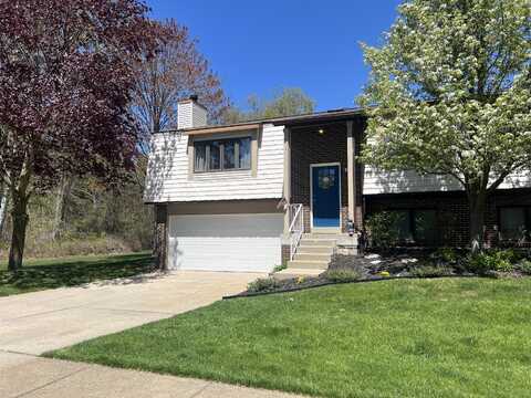 17267 Roosevelt Road, Spring Lake, MI 49456