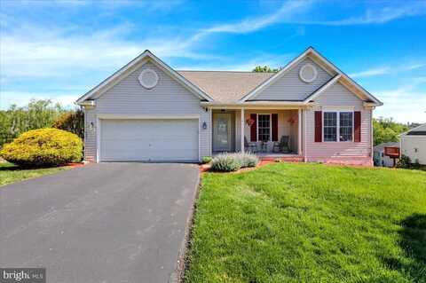 4 KANTNER LANE, S, READING, PA 19607
