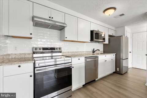 3371 YOST LANE, DUMFRIES, VA 22026