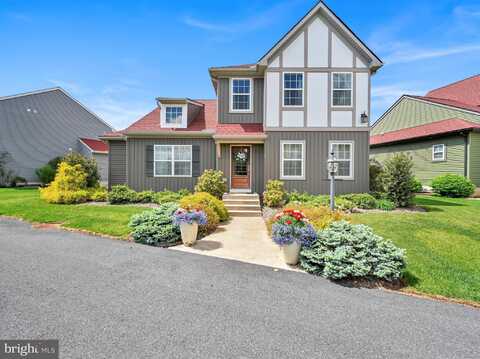 10 BITTENDORF WAY, REINHOLDS, PA 17569