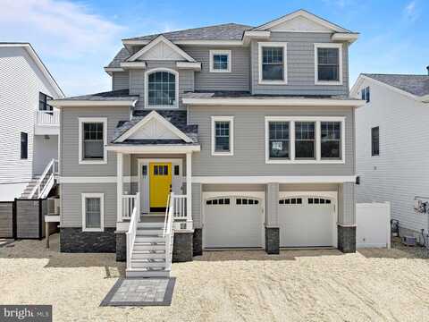 11 BARRY LANE, MANAHAWKIN, NJ 08050