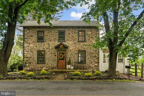 1925 KRAMMES ROAD, QUAKERTOWN, PA 18951
