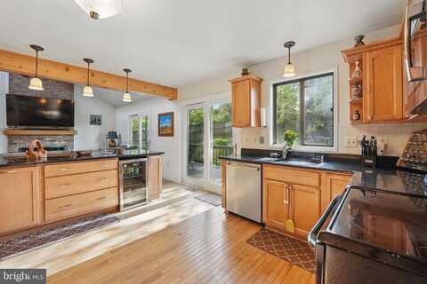 9601 TINSMITH LANE, BURKE, VA 22015