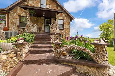 9099 Holly, Mountain Grove, MO 65711